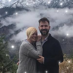 Meet your Posher, Tee